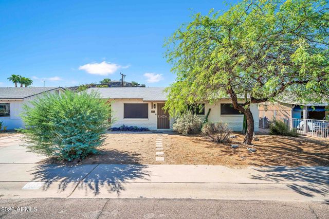 1037 E DIANA Avenue, Phoenix, AZ 85020