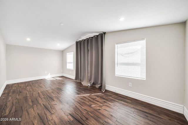 1037 E DIANA Avenue, Phoenix, AZ 85020