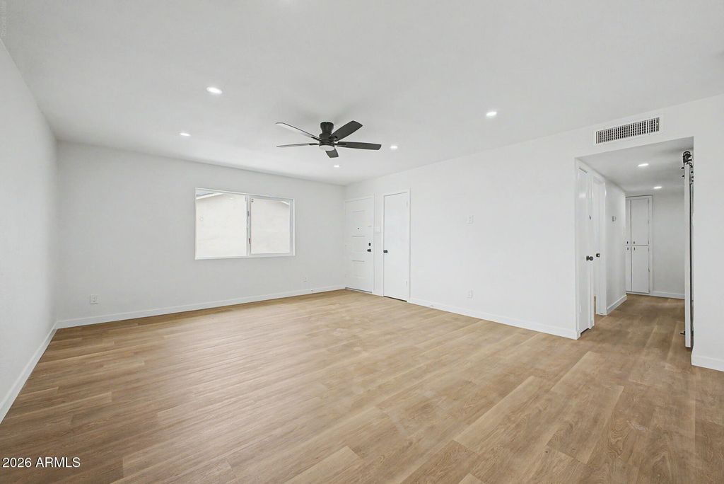 1134 N 60th Drive, Phoenix, AZ 85043 — photo 5