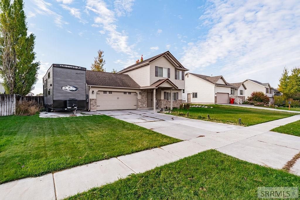 Image 3 of property listing at 3694 E Capstone Drive, Idaho Falls, ID 83401
