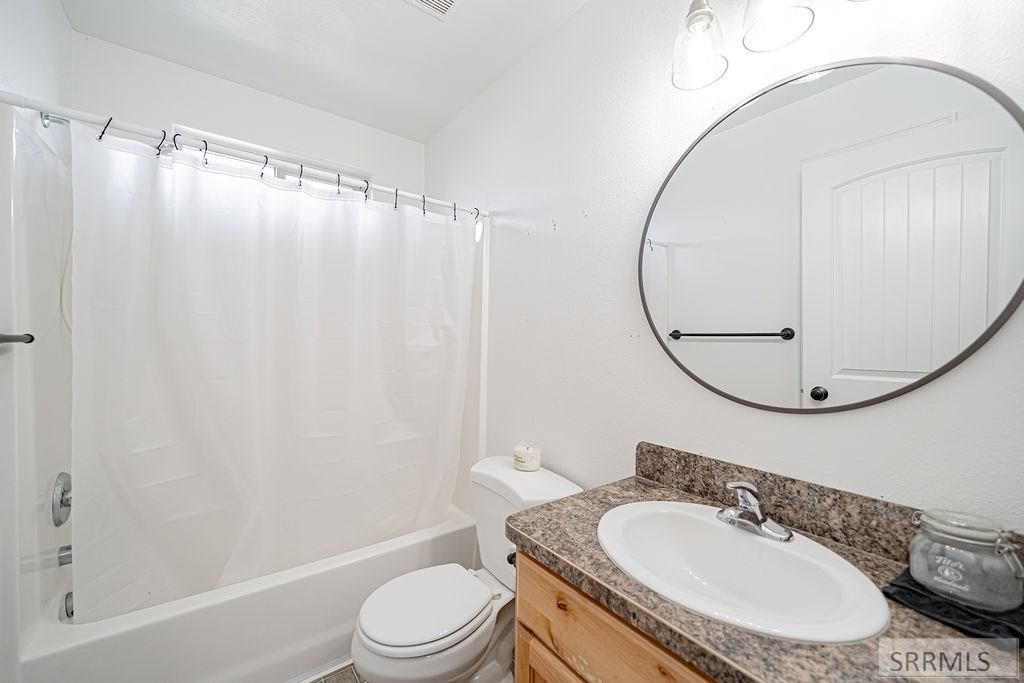 Image 39 of property listing at 3694 E Capstone Drive, Idaho Falls, ID 83401