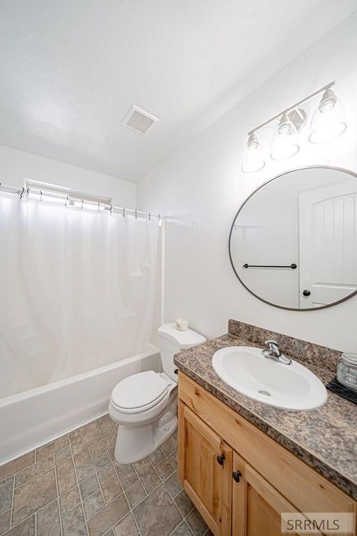 Image 40 of property listing at 3694 E Capstone Drive, Idaho Falls, ID 83401