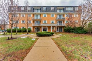 415 Wesley Avenue 24, Oak Park, IL 60302