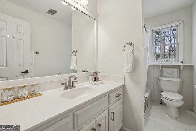 2388 Radbury Lane, Snellville, GA 30078