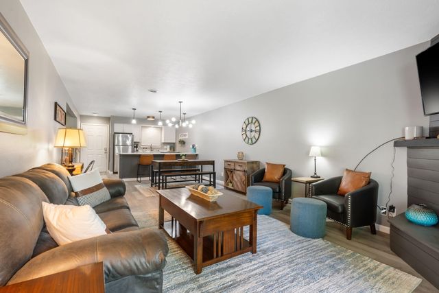 112 Overlook Drive 2, Branson, MO 65616