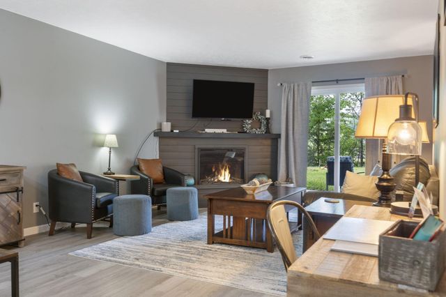 112 Overlook Drive 2, Branson, MO 65616