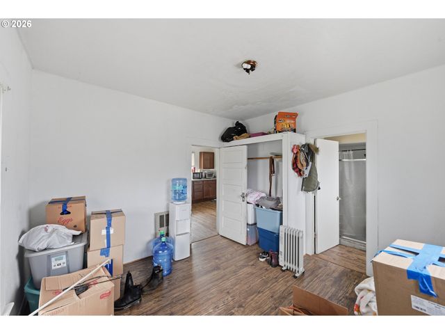 1963 BROADWAY Ave, North Bend, OR 97459