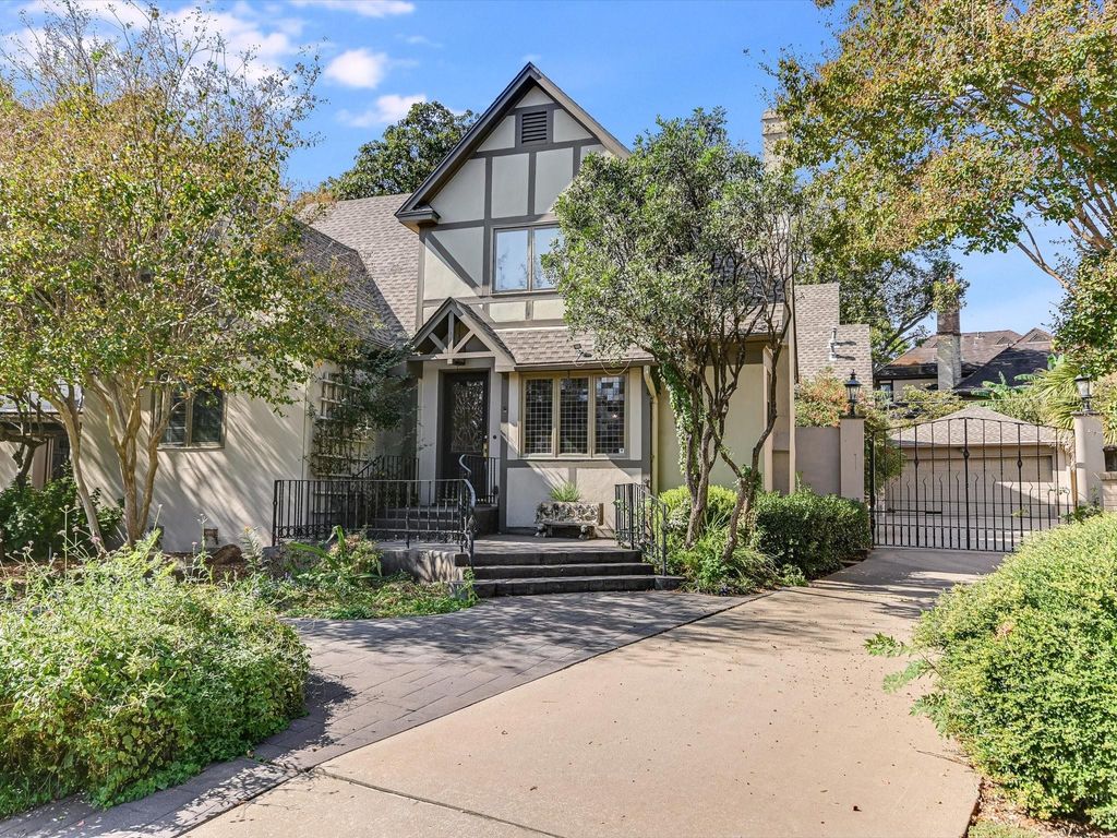 2512 Wooldridge DR, Austin, TX 78703