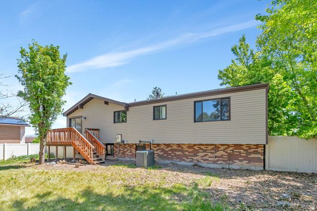 5324 S ROBINWOOD CIR, Taylorsville, UT 84129