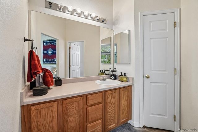 5943 S Waco Court, Aurora, CO 80016