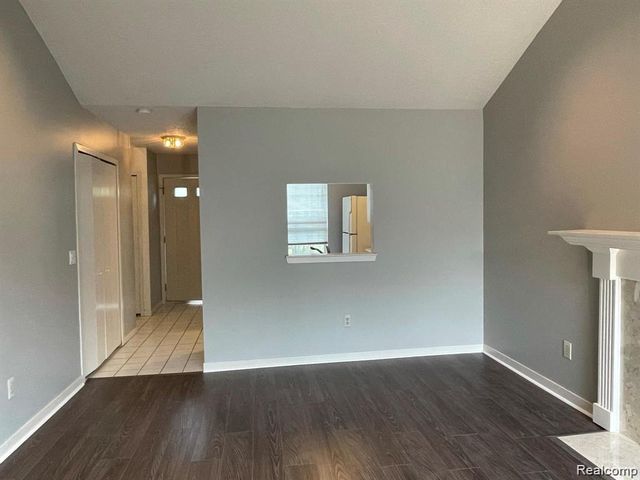 41390 Clinton Drive, Novi, MI 48377