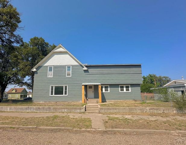 219 W 6th St, La Junta, CO 81050