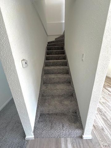 219 W 6th St, La Junta, CO 81050