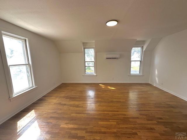 219 W 6th St, La Junta, CO 81050