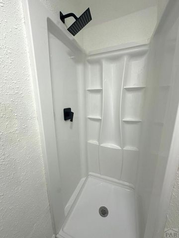 219 W 6th St, La Junta, CO 81050