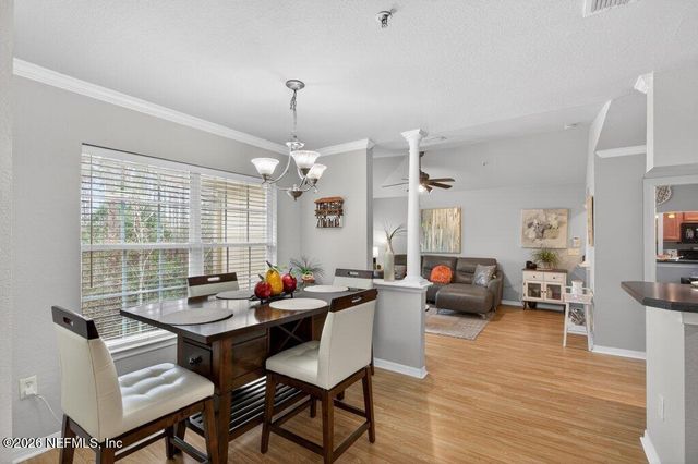 7800 POINT MEADOWS Drive 1536, Jacksonville, FL 32256