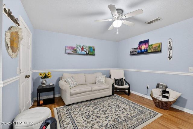 7800 POINT MEADOWS Drive 1536, Jacksonville, FL 32256