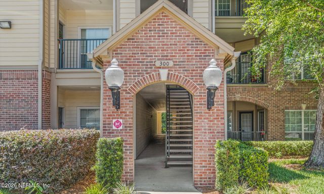 7800 POINT MEADOWS Drive 1536, Jacksonville, FL 32256