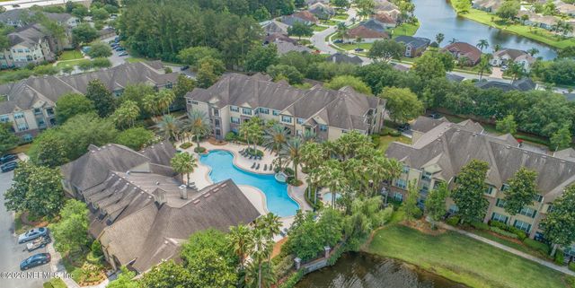 7800 POINT MEADOWS Drive 1536, Jacksonville, FL 32256