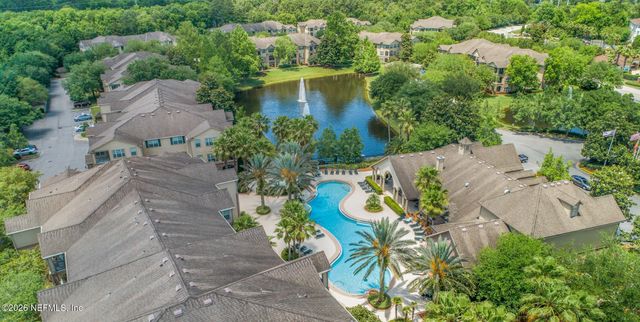 7800 POINT MEADOWS Drive 1536, Jacksonville, FL 32256