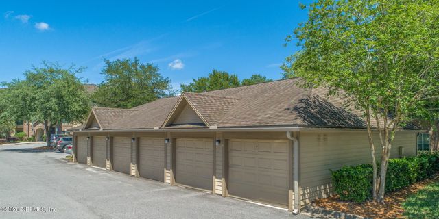 7800 POINT MEADOWS Drive 1536, Jacksonville, FL 32256