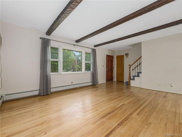 7 S Park Avenue, Nanuet, NY 10954