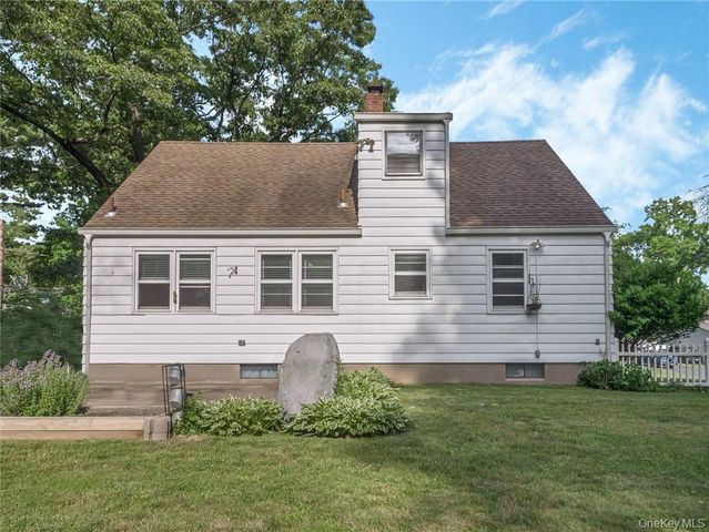 7 S Park Avenue, Nanuet, NY 10954