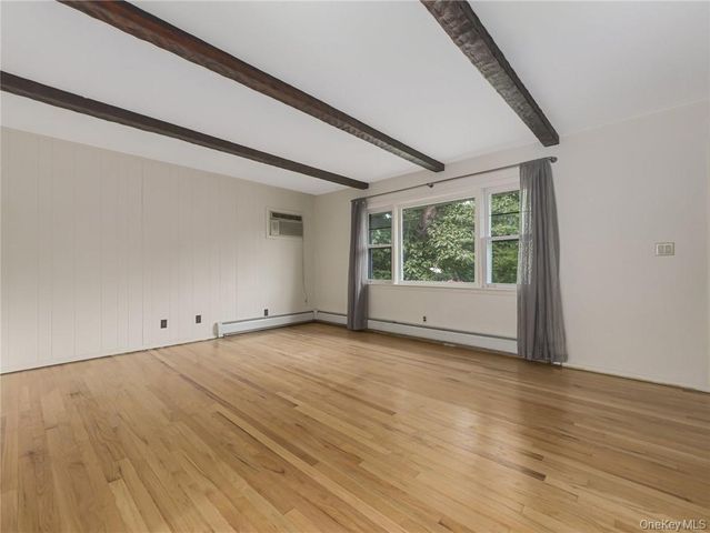 7 S Park Avenue, Nanuet, NY 10954