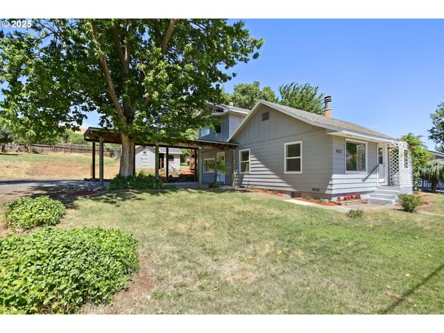 4713 CHENOWITH Rd, The Dalles, OR 97058