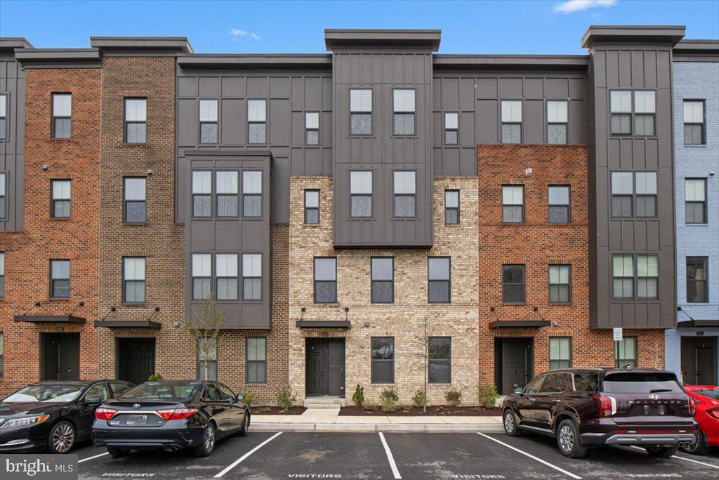 10012-A AMERICAN PHAROAH LN, Laurel, MD 20723