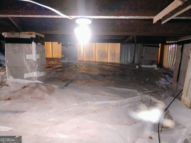 57 S River Circle, Hogansville, GA 30230