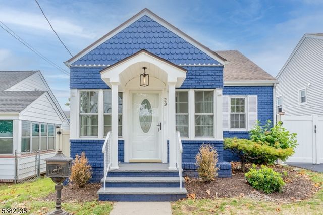 29 Sunset Ave, Belleville Twp., NJ 07109