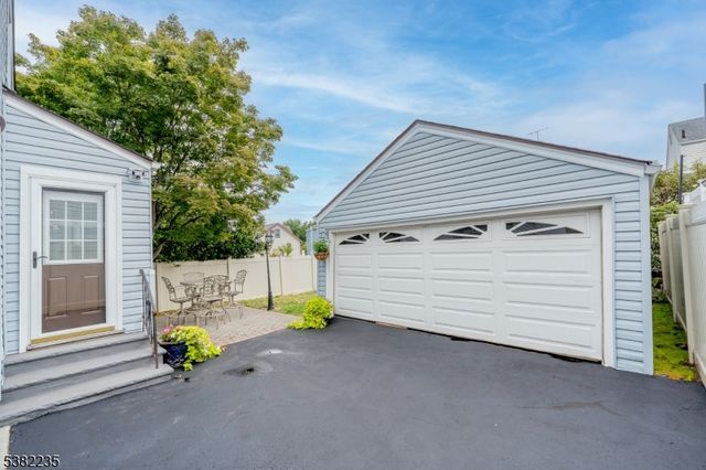 29 Sunset Ave, Belleville Twp., NJ 07109