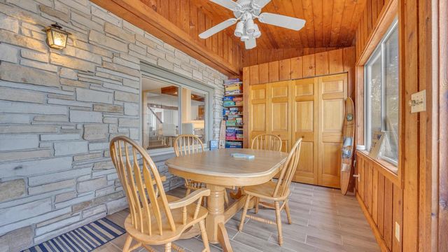 N7258 Winnebago DRIVE, Fond Du Lac, WI 54935