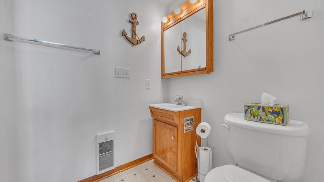 N7258 Winnebago DRIVE, Fond Du Lac, WI 54935