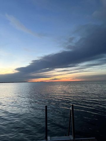 N7258 Winnebago DRIVE, Fond Du Lac, WI 54935