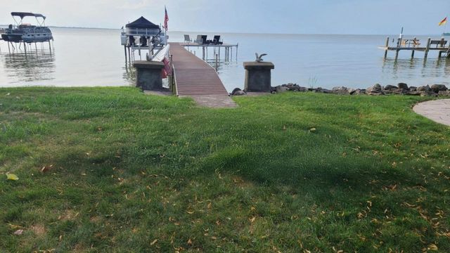 N7258 Winnebago DRIVE, Fond Du Lac, WI 54935