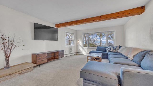 N7258 Winnebago DRIVE, Fond Du Lac, WI 54935