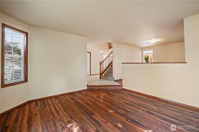 544 SW Muzzall Street, Oak Harbor, WA 98277