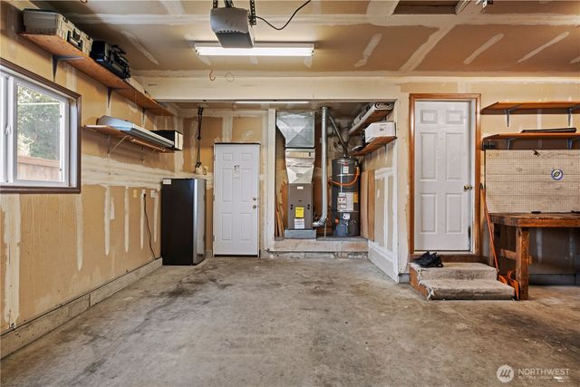 544 SW Muzzall Street, Oak Harbor, WA 98277