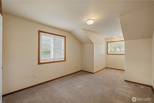 544 SW Muzzall Street, Oak Harbor, WA 98277