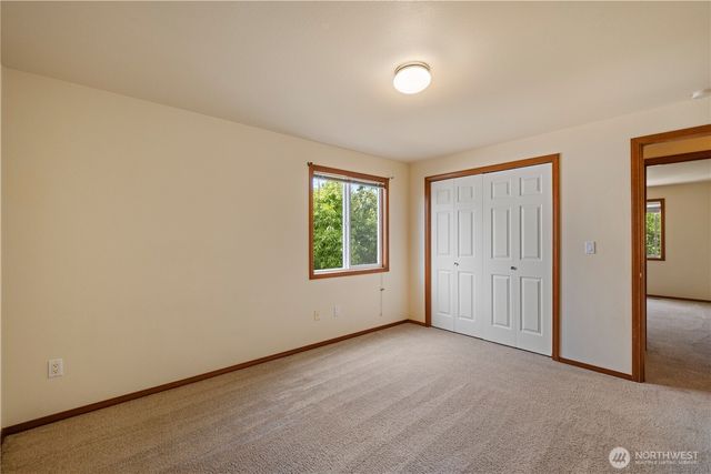 544 SW Muzzall Street, Oak Harbor, WA 98277