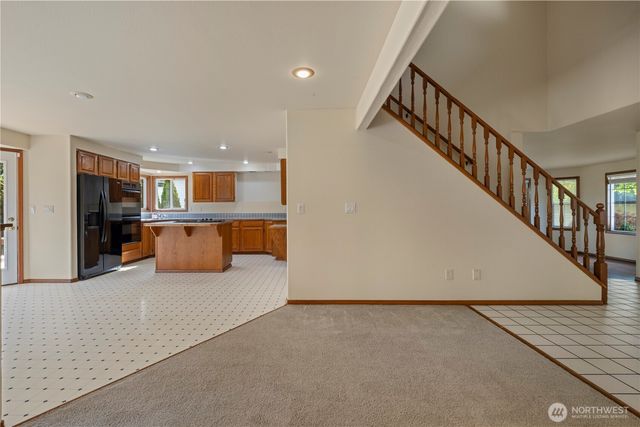 544 SW Muzzall Street, Oak Harbor, WA 98277