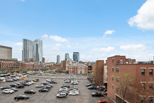 77 Fulton PH, Boston, MA 02109