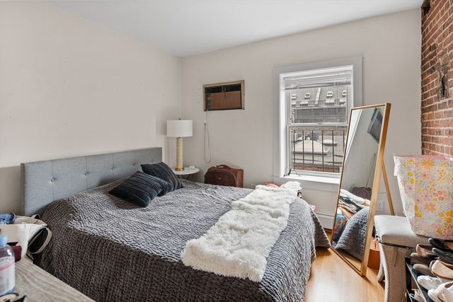 77 Fulton PH, Boston, MA 02109