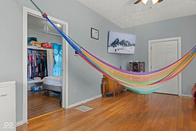 952 N Lasalle Street, Indianapolis, IN 46201