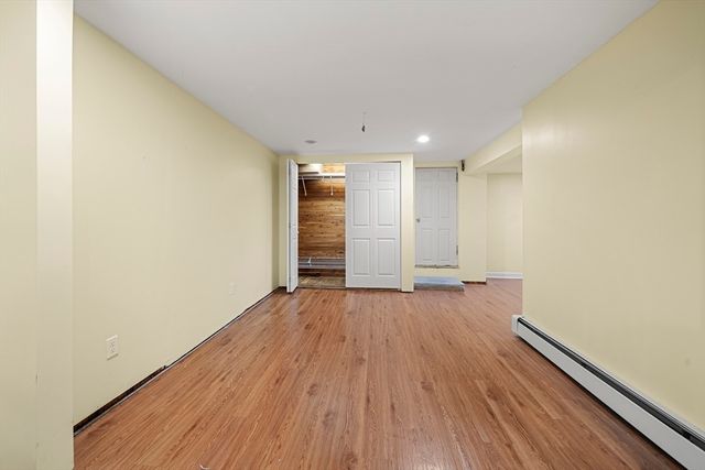 276 Oak St, Brockton, MA 02301