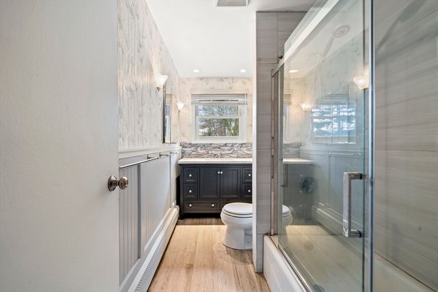 276 Oak St, Brockton, MA 02301