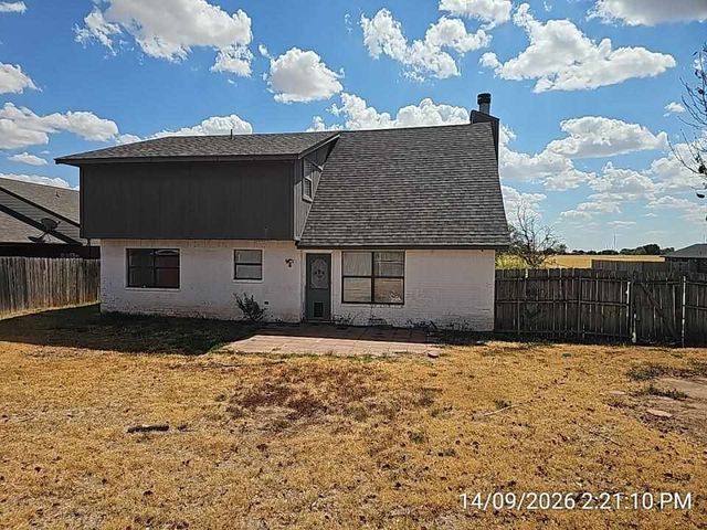 5002 SE 47th St, Lawton, OK 73501