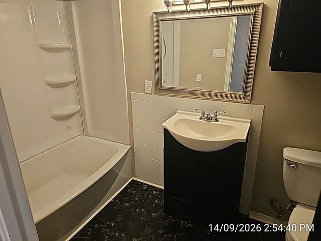 5002 SE 47th St, Lawton, OK 73501